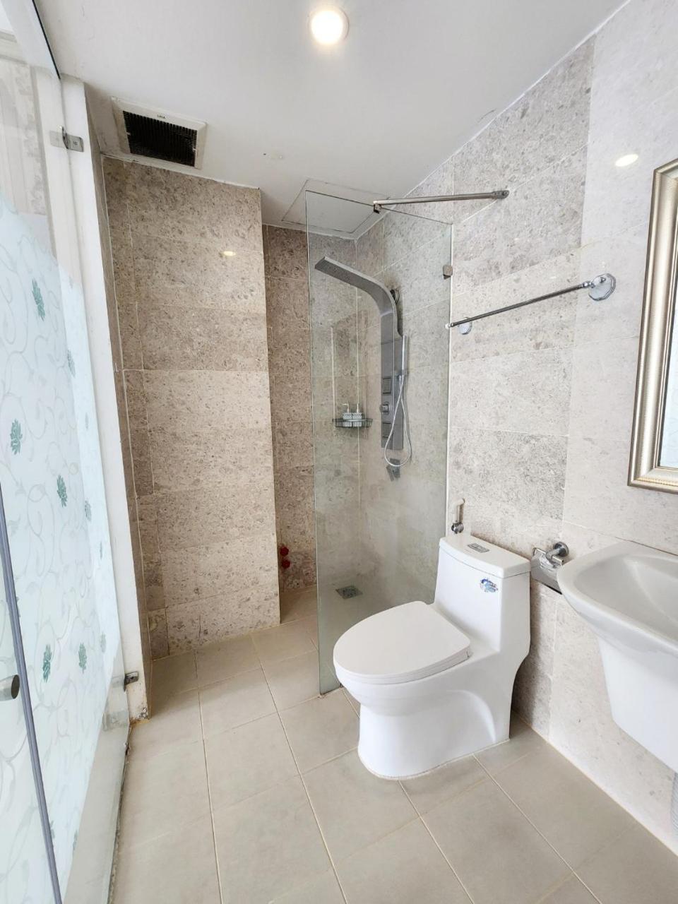 Appart hôtel F F House